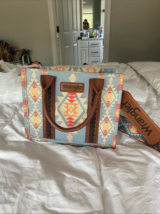 Wrangler Handbags - Wrangler Aztec Canvas Tote in Light Blue, Tan and Orange